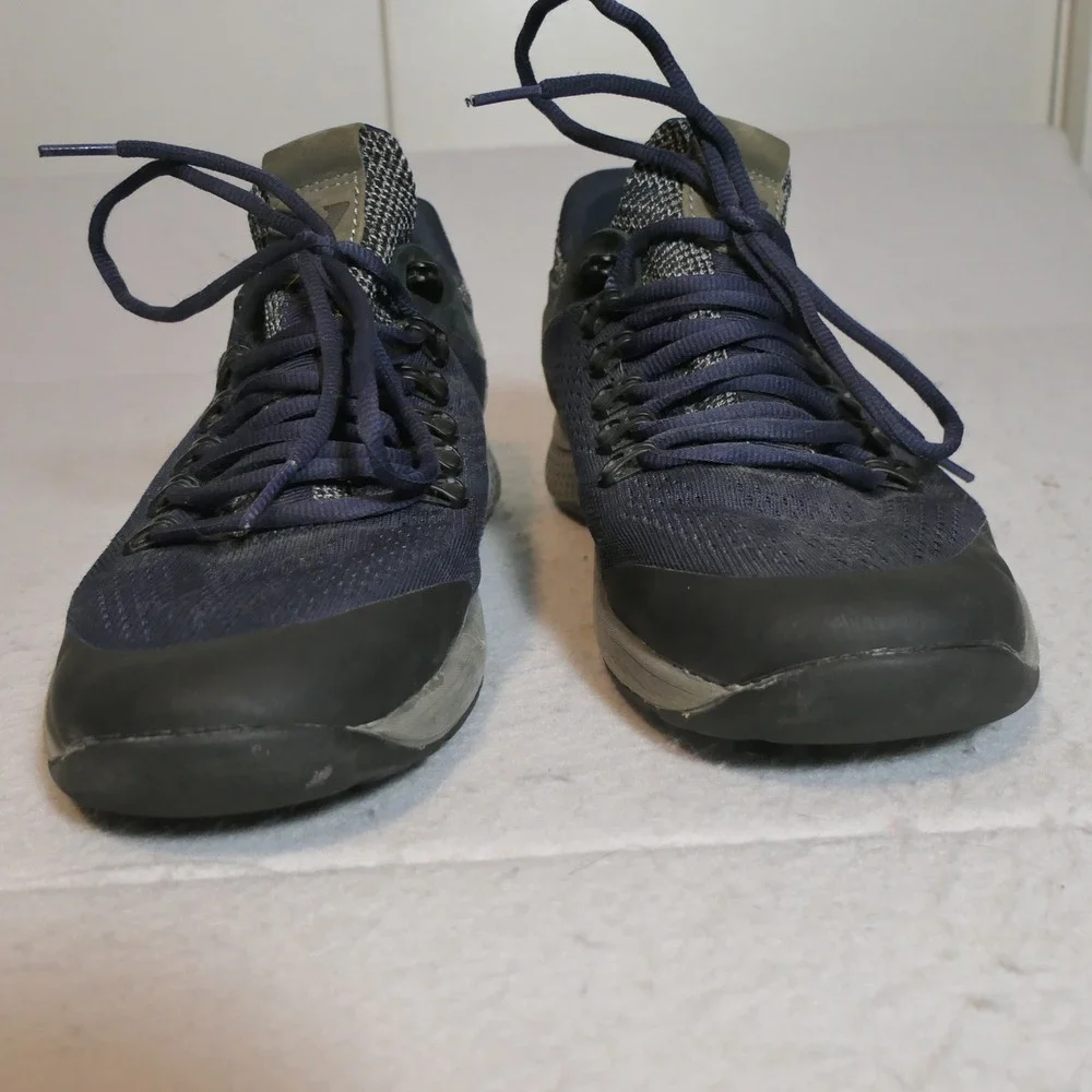 Territory Mens Trail Sneakers 9.5 Blue Grey 